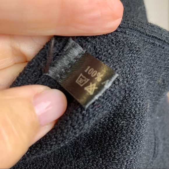 Faux fur pompom wrap cape - Picture 6 of 7